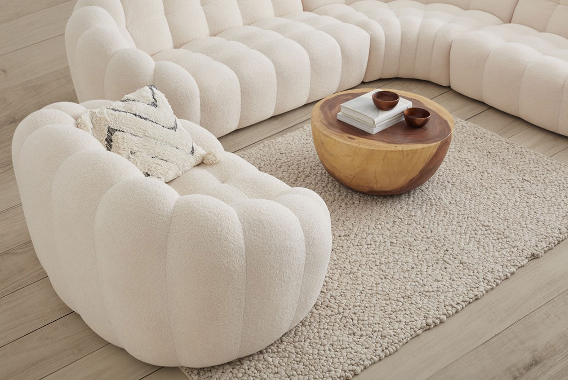 Interior Trends to Watch in Winter 2025: Texture, Curves & Comfort