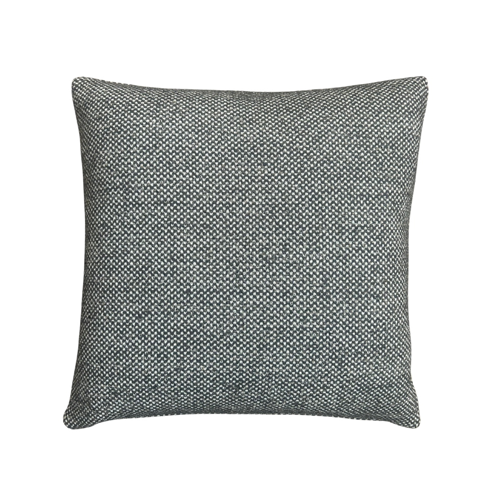 Rottnest Gull Jumbo (Outdoor Range)