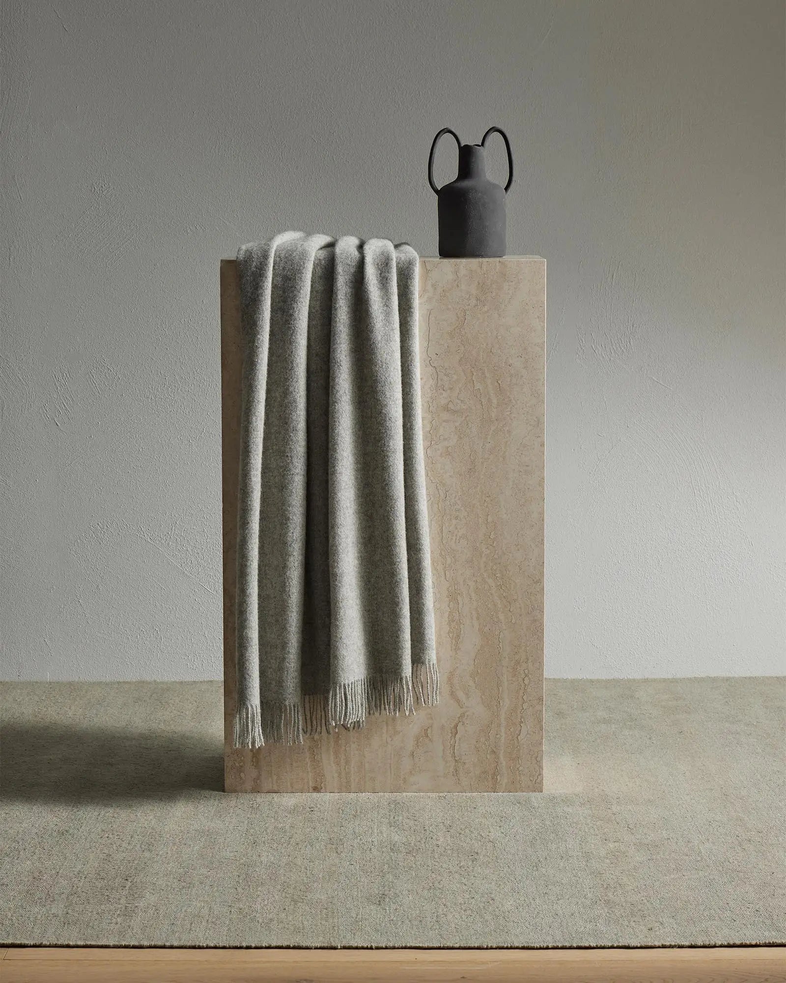Throw Rug Nevis Ash